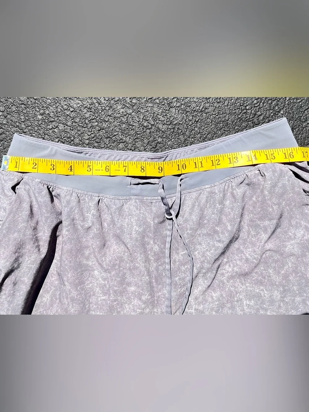 Lululemon T.H.E. Short 9